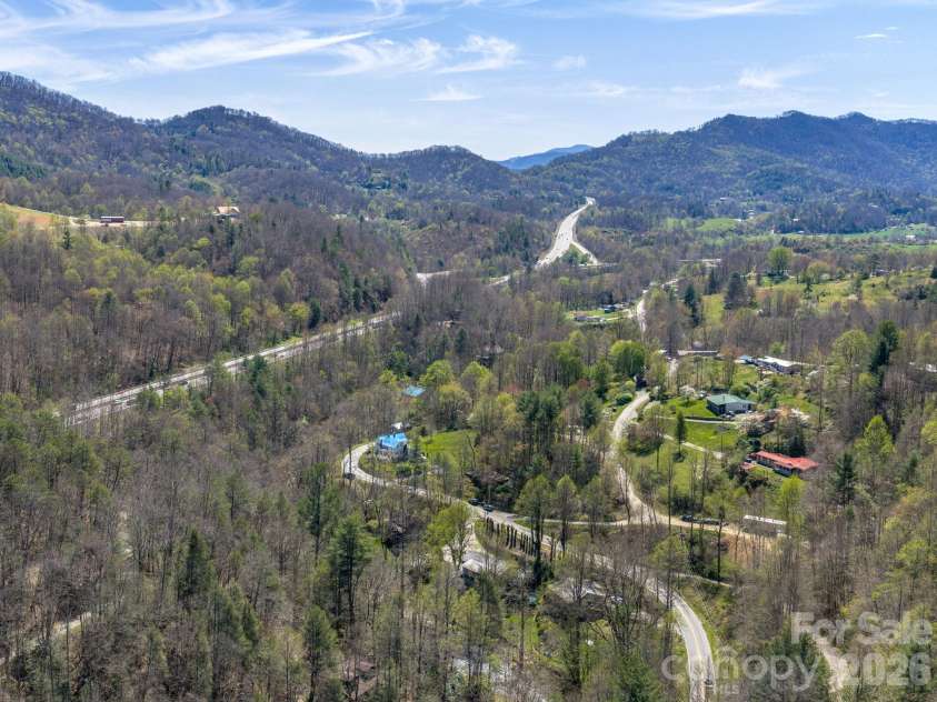 228 White Oak Road, Waynesville, NC 28785.  MLS# CAR4412866, YatesRealty ID 42805. 