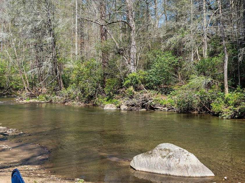 228 White Oak Road, Waynesville, NC 28785.  MLS# CAR4412866, YatesRealty ID 42805. 