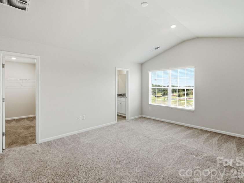 114 Lightning Drive, Shelby, NC 28152.  MLS# CAR4412290, YatesRealty ID 42807. 