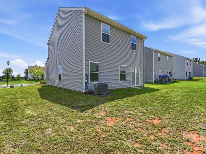 114 Lightning Drive, Shelby, NC 28152.  MLS# CAR4412290, YatesRealty ID 42807. 