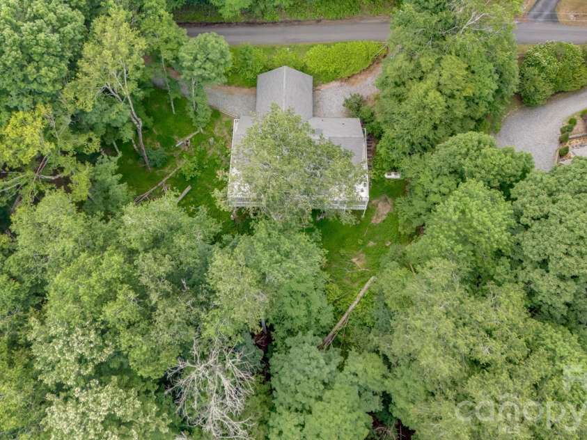 38 Bee Tree Lane, Mars Hill, NC 28754.  MLS# CAR4403271, YatesRealty ID 42812. 