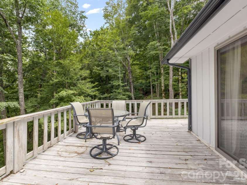 38 Bee Tree Lane, Mars Hill, NC 28754.  MLS# CAR4403271, YatesRealty ID 42812. Uncovered area