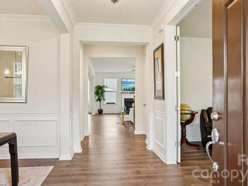 483 Hunton Forest Drive, Concord, NC 28027.  MLS# CAR4411183, YatesRealty ID 42813. 