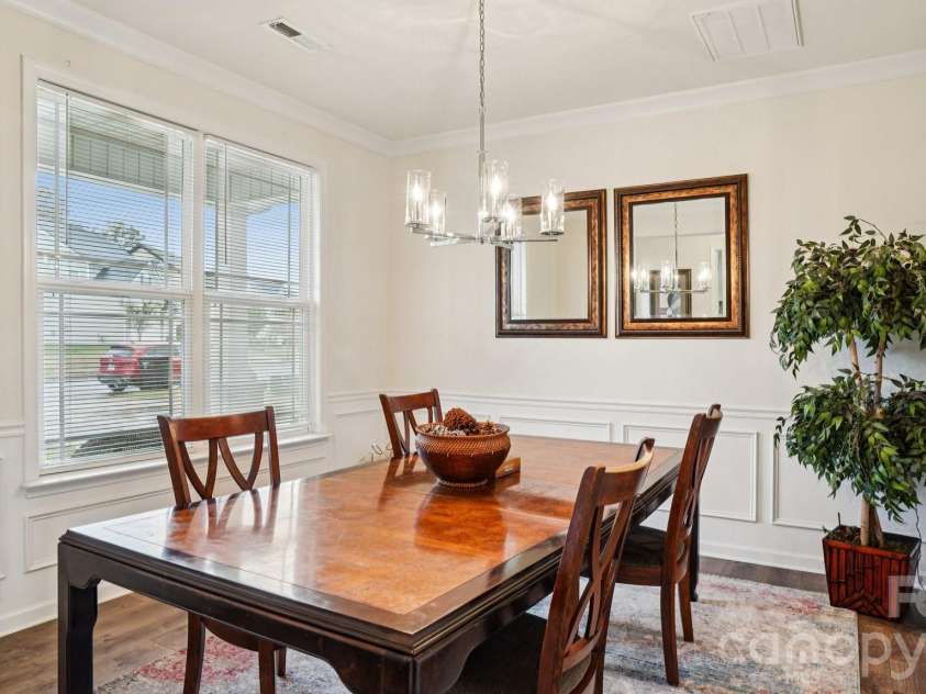 483 Hunton Forest Drive, Concord, NC 28027.  MLS# CAR4411183, YatesRealty ID 42813. 