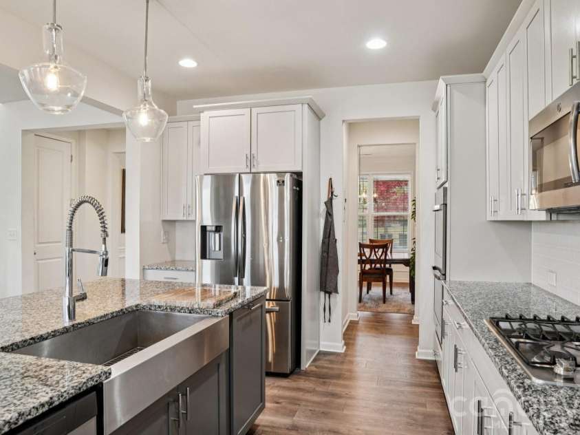 483 Hunton Forest Drive, Concord, NC 28027.  MLS# CAR4411183, YatesRealty ID 42813. 