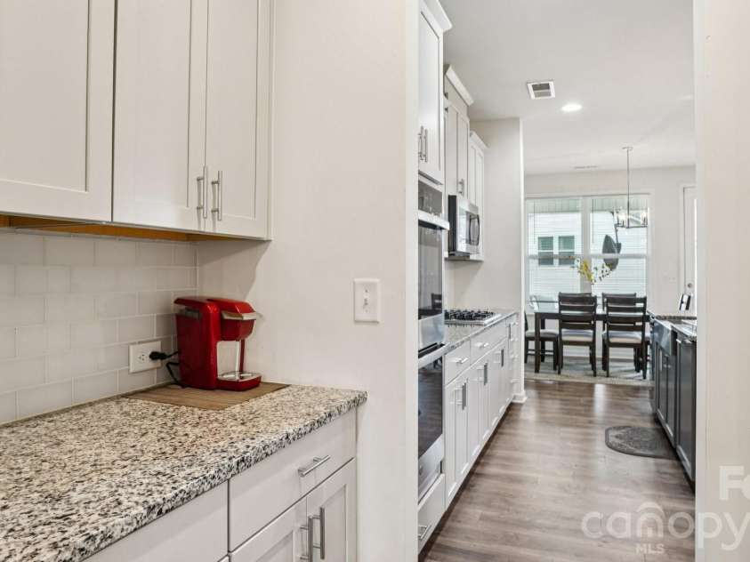 483 Hunton Forest Drive, Concord, NC 28027.  MLS# CAR4411183, YatesRealty ID 42813. 