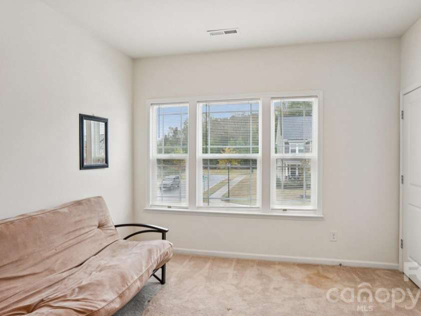 483 Hunton Forest Drive, Concord, NC 28027.  MLS# CAR4411183, YatesRealty ID 42813. 
