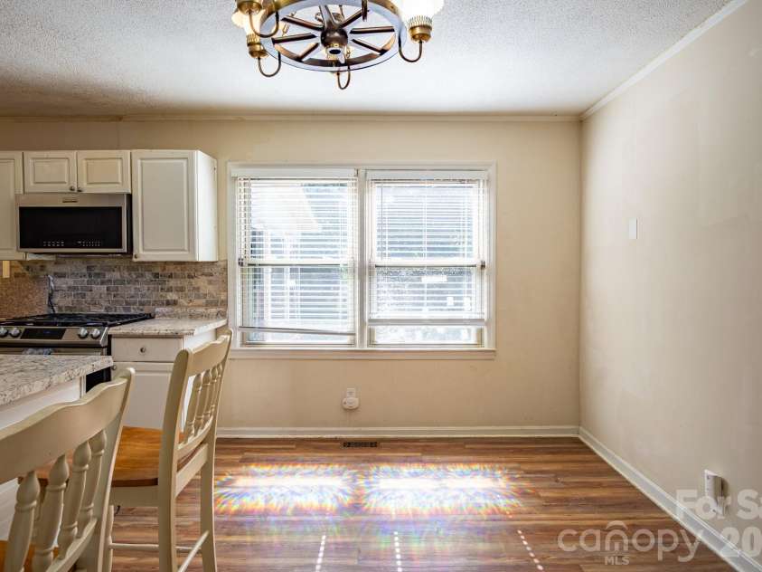 1708 Belmar Drive, Gastonia, NC 28052.  MLS# CAR4410111, YatesRealty ID 42817. 