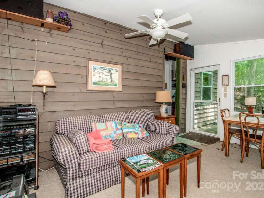 127 Melrose Lane, Mooresville, NC 28117.  MLS# CAR4288916, YatesRealty ID 4282. 