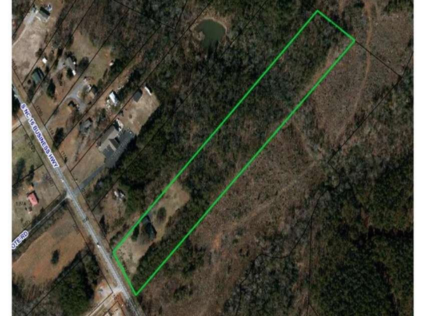 5590 NC 16 Business Highway, Maiden, NC 28650.  MLS# CAR4218456, YatesRealty ID 4282. 