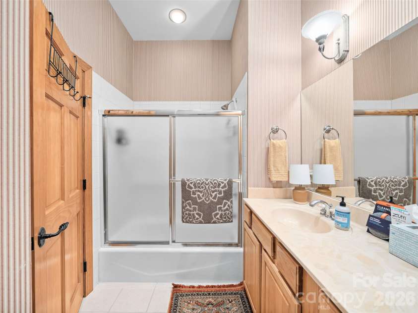 81 Stoney Falls Loop, Burnsville, NC 28714.  MLS# CAR4413097, YatesRealty ID 42820. 