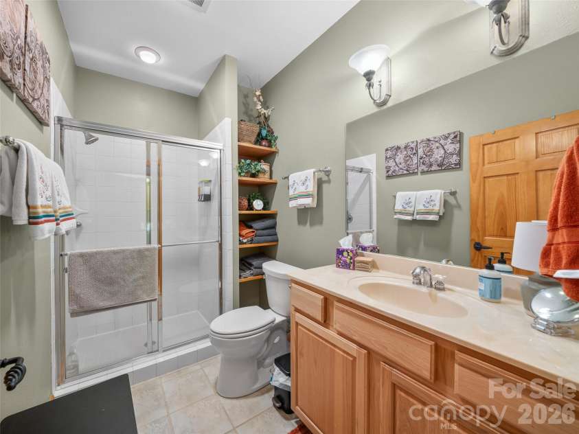 81 Stoney Falls Loop, Burnsville, NC 28714.  MLS# CAR4413097, YatesRealty ID 42820. Full-bath on main-level