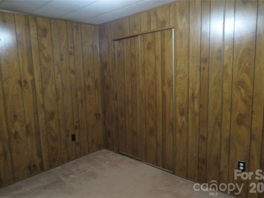 1042 Bexley Lane, Lincolnton, NC 28092.  MLS# CAR4413078, YatesRealty ID 42821. 