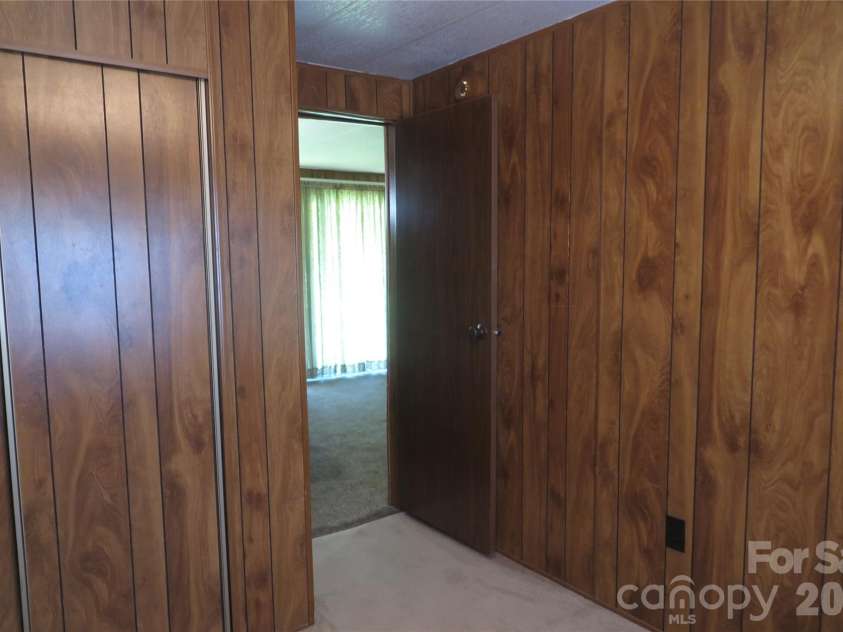 1042 Bexley Lane, Lincolnton, NC 28092.  MLS# CAR4413078, YatesRealty ID 42821. 