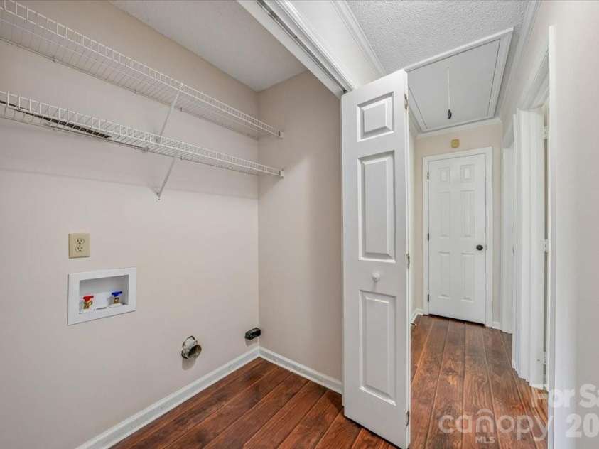 8012 Cadmium Court, Charlotte, NC 28215.  MLS# CAR4413036, YatesRealty ID 42822. Laundry