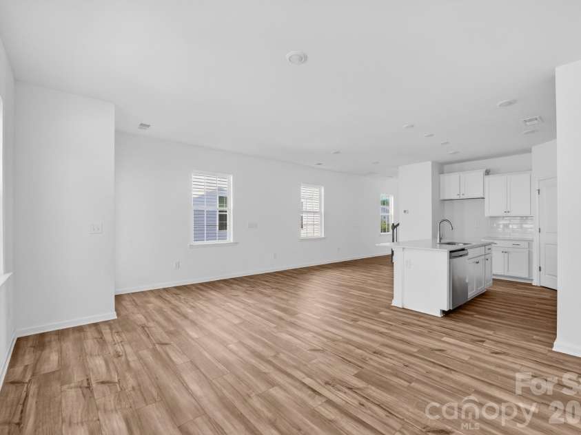 9439 Old Dowd Road, Charlotte, NC 28214.  MLS# CAR4413268, YatesRealty ID 42823. 