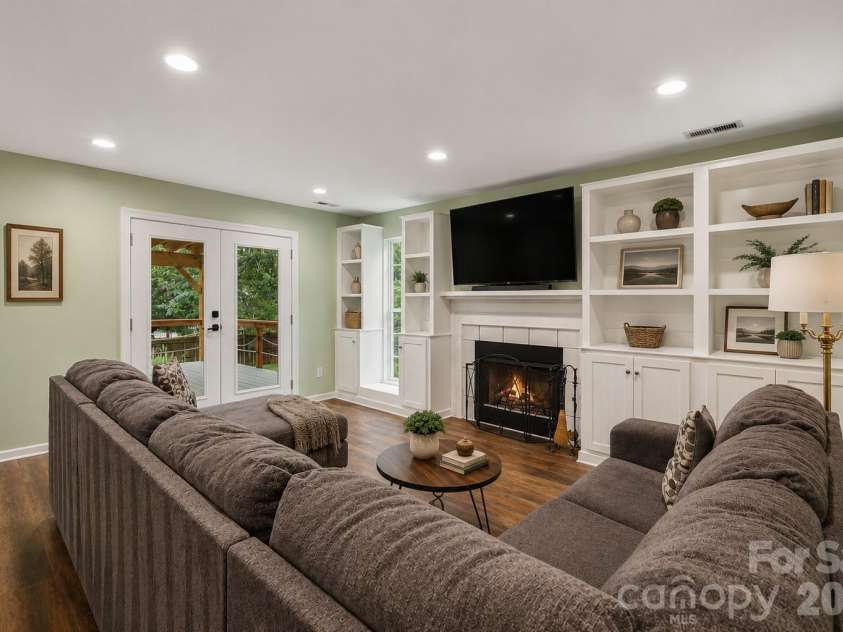 14907 Rocky Trace Way, Charlotte, NC 28273.  MLS# CAR4407098, YatesRealty ID 42826. 