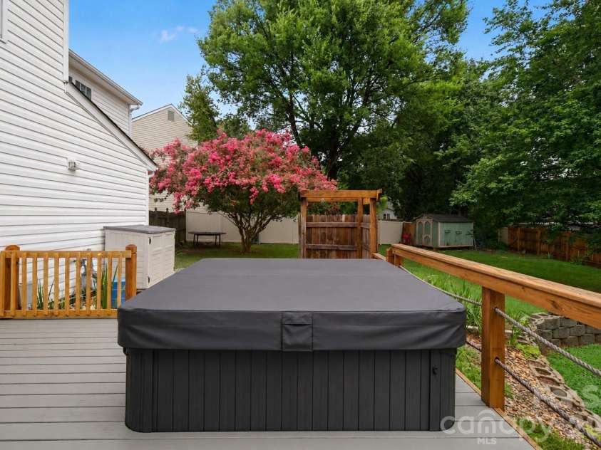 14907 Rocky Trace Way, Charlotte, NC 28273.  MLS# CAR4407098, YatesRealty ID 42826. 