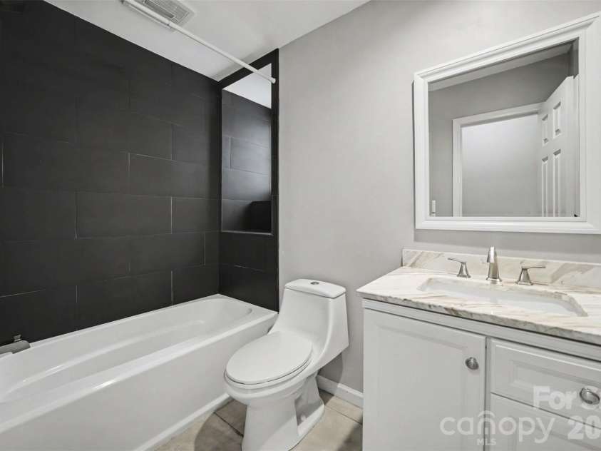 14907 Rocky Trace Way, Charlotte, NC 28273.  MLS# CAR4407098, YatesRealty ID 42826. 