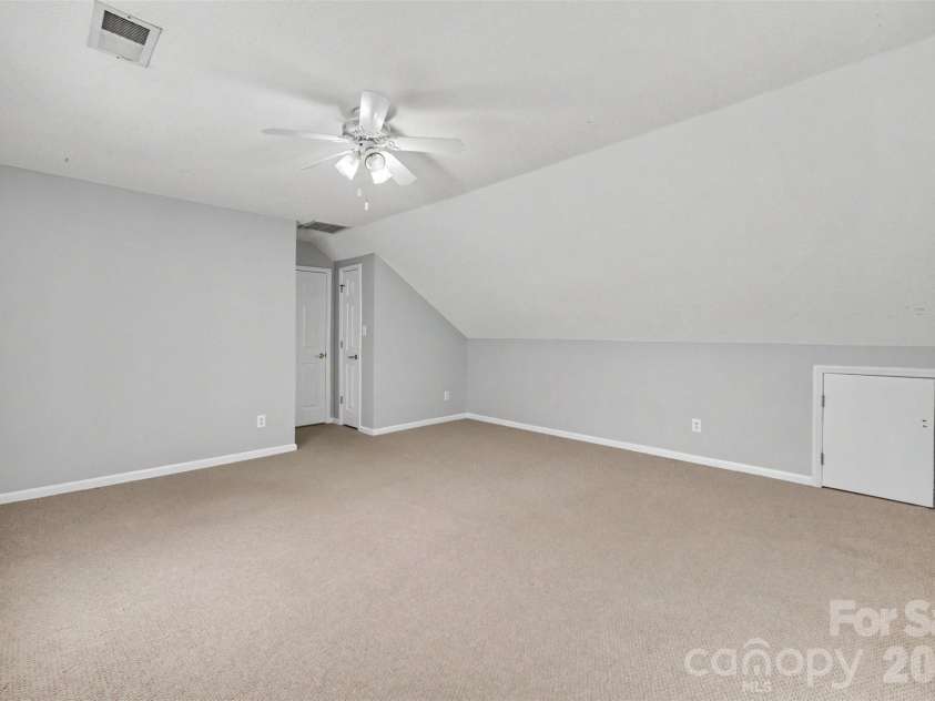 14907 Rocky Trace Way, Charlotte, NC 28273.  MLS# CAR4407098, YatesRealty ID 42826. 