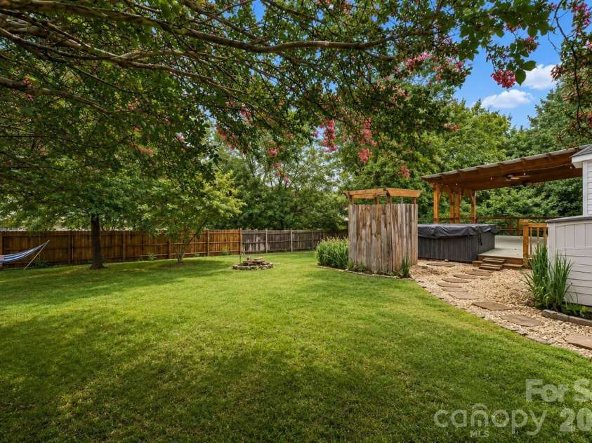 14907 Rocky Trace Way, Charlotte, NC 28273.  MLS# CAR4407098, YatesRealty ID 42826. 