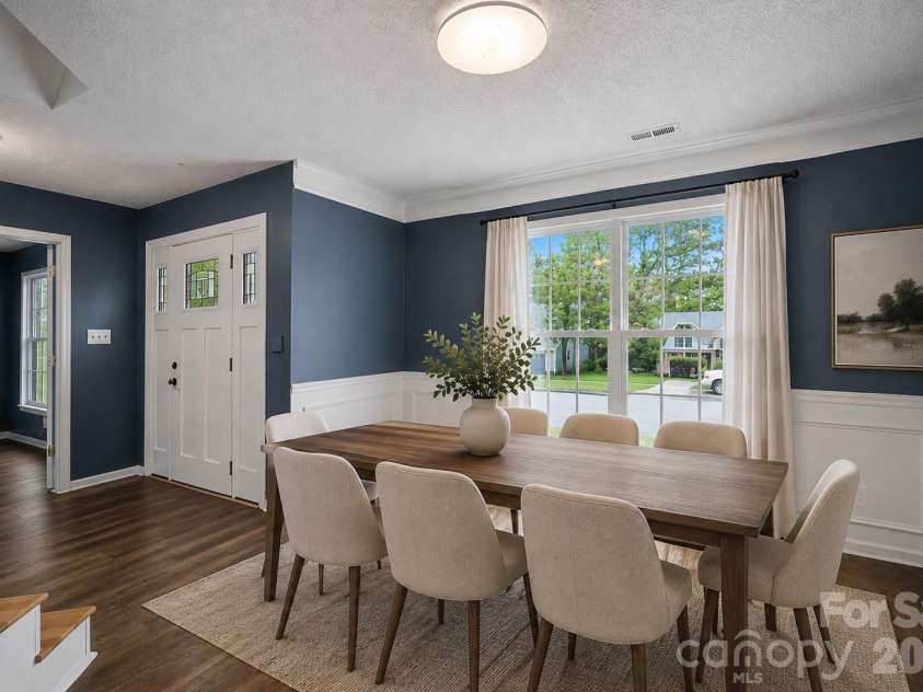 14907 Rocky Trace Way, Charlotte, NC 28273.  MLS# CAR4407098, YatesRealty ID 42826. Virtually Staged