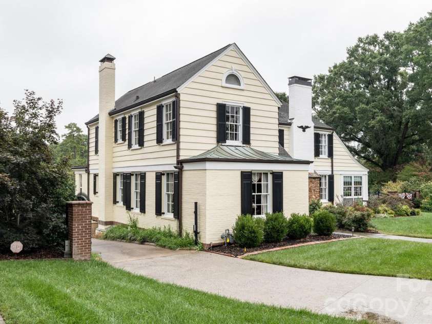 236 Confederate Avenue, Salisbury, NC 28144.  MLS# CAR4408167, YatesRealty ID 42827. 