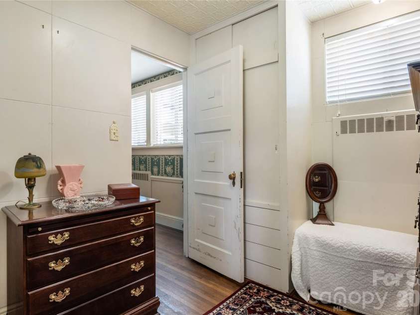236 Confederate Avenue, Salisbury, NC 28144.  MLS# CAR4408167, YatesRealty ID 42827. 