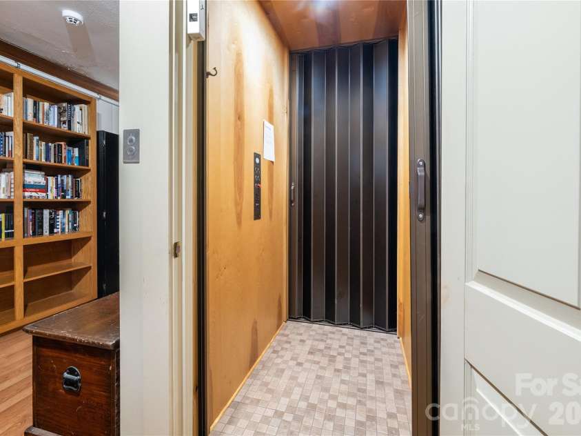 236 Confederate Avenue, Salisbury, NC 28144.  MLS# CAR4408167, YatesRealty ID 42827. 