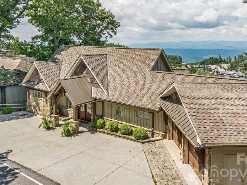 777 Green Hill Road, Blowing Rock, NC 28605.  MLS# CAR4409919, YatesRealty ID 42828. 