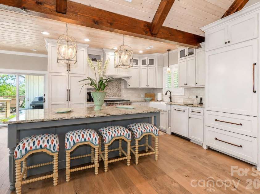 777 Green Hill Road, Blowing Rock, NC 28605.  MLS# CAR4409919, YatesRealty ID 42828. 