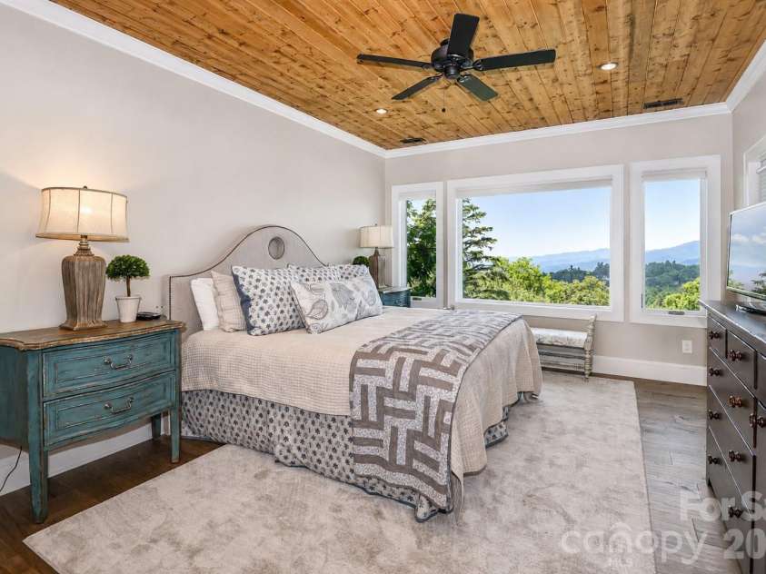 777 Green Hill Road, Blowing Rock, NC 28605.  MLS# CAR4409919, YatesRealty ID 42828. 