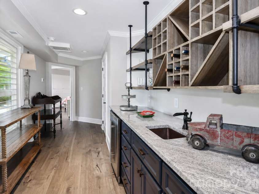 777 Green Hill Road, Blowing Rock, NC 28605.  MLS# CAR4409919, YatesRealty ID 42828. 
