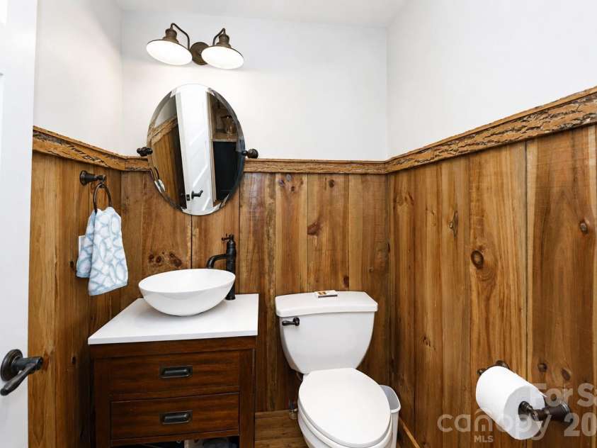 777 Green Hill Road, Blowing Rock, NC 28605.  MLS# CAR4409919, YatesRealty ID 42828. 