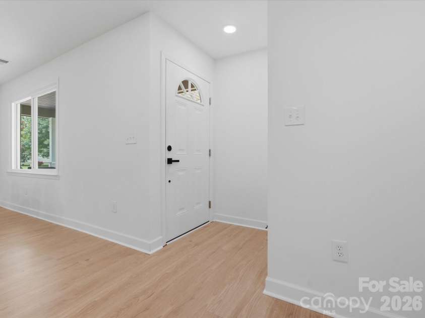 1517 Chandler Place, Lancaster, SC 29720.  MLS# CAR4409184, YatesRealty ID 42829. 