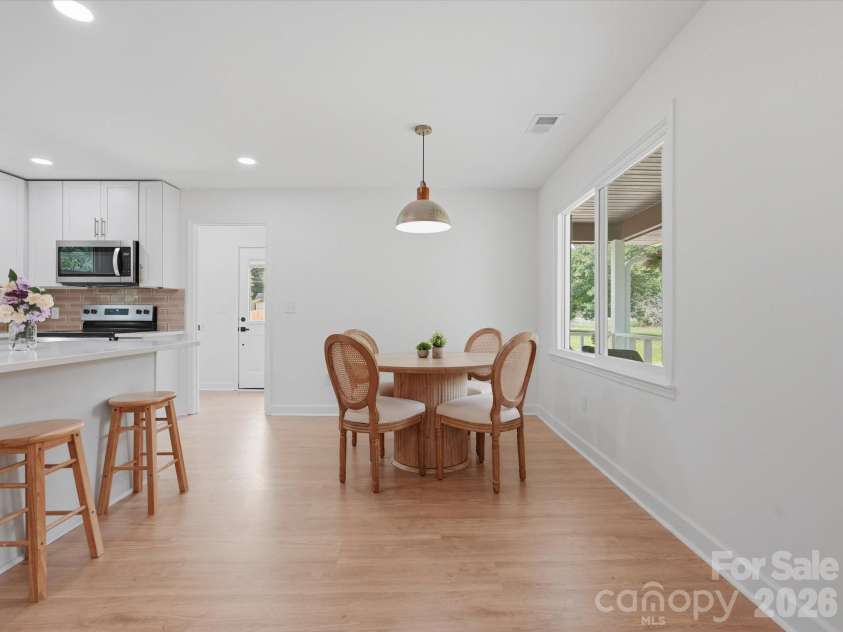 1517 Chandler Place, Lancaster, SC 29720.  MLS# CAR4409184, YatesRealty ID 42829. 