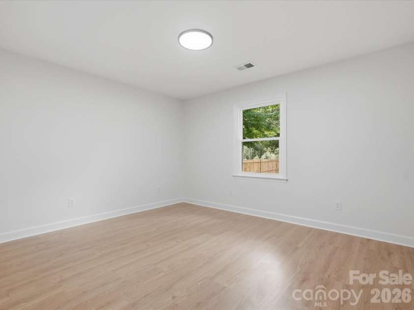 1517 Chandler Place, Lancaster, SC 29720.  MLS# CAR4409184, YatesRealty ID 42829. 