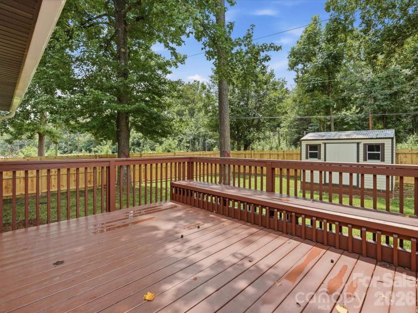 1517 Chandler Place, Lancaster, SC 29720.  MLS# CAR4409184, YatesRealty ID 42829. 
