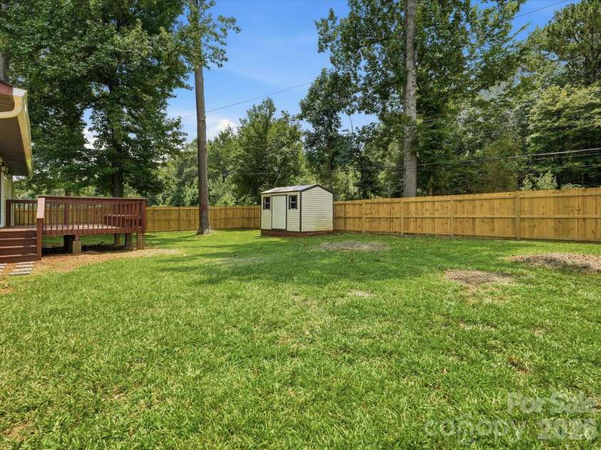 1517 Chandler Place, Lancaster, SC 29720.  MLS# CAR4409184, YatesRealty ID 42829. 