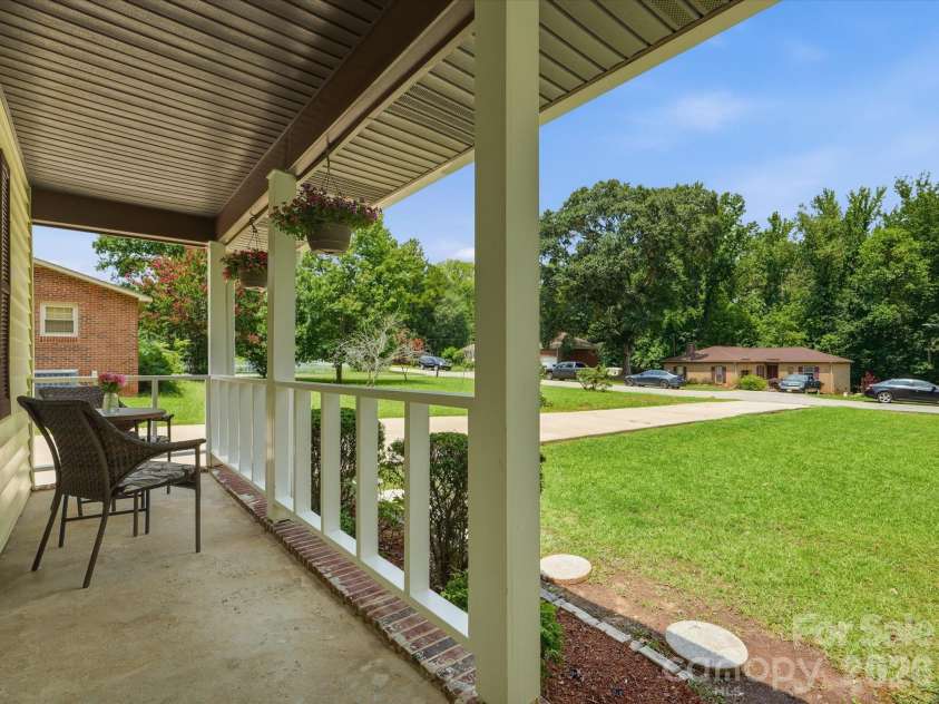 1517 Chandler Place, Lancaster, SC 29720.  MLS# CAR4409184, YatesRealty ID 42829. 