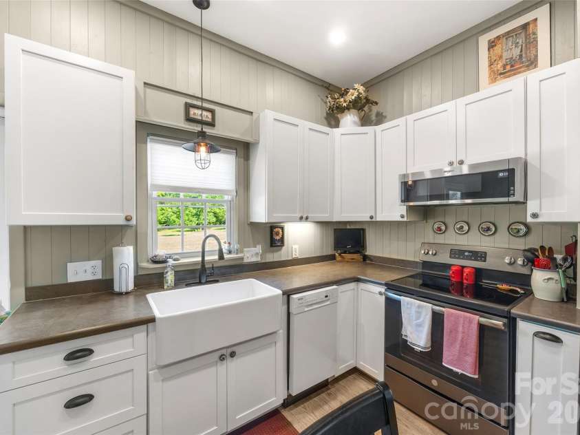 1445 Camp Drive, Lancaster, SC 29720.  MLS# CAR4405888, YatesRealty ID 42831. 