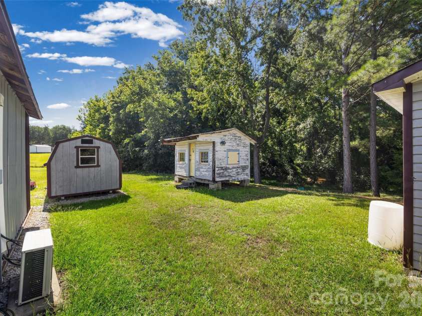 1445 Camp Drive, Lancaster, SC 29720.  MLS# CAR4405888, YatesRealty ID 42831. 