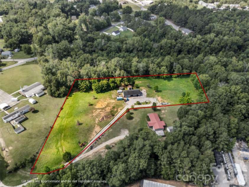 1445 Camp Drive, Lancaster, SC 29720.  MLS# CAR4405888, YatesRealty ID 42831. 