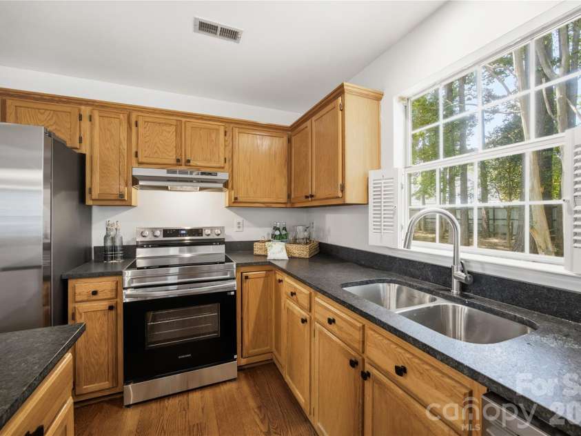 8802 Tarpan Court, Charlotte, NC 28216.  MLS# CAR4399661, YatesRealty ID 42833. 