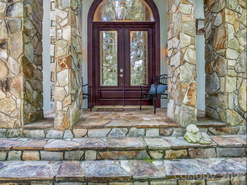 556 Quail Ridge Boulevard, Lake Lure, NC 28746.  MLS# CAR4411972, YatesRealty ID 42834. 