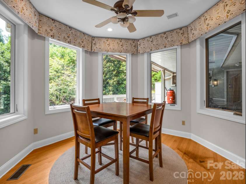 556 Quail Ridge Boulevard, Lake Lure, NC 28746.  MLS# CAR4411972, YatesRealty ID 42834. 