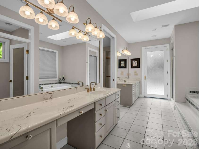 556 Quail Ridge Boulevard, Lake Lure, NC 28746.  MLS# CAR4411972, YatesRealty ID 42834. 