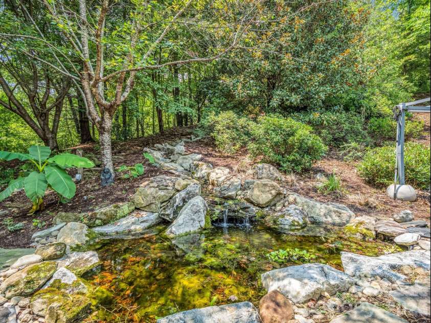 556 Quail Ridge Boulevard, Lake Lure, NC 28746.  MLS# CAR4411972, YatesRealty ID 42834. 