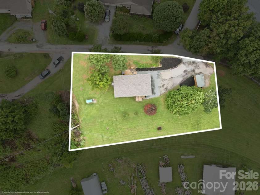132 View Drive, Mars Hill, NC 28754.  MLS# CAR4407944, YatesRealty ID 42835. 