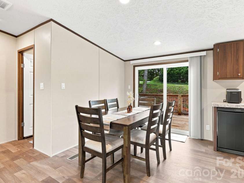 132 View Drive, Mars Hill, NC 28754.  MLS# CAR4407944, YatesRealty ID 42835. 